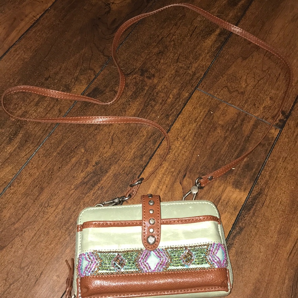Hanging wallet